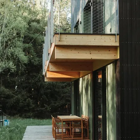 27 Villa Studzienno