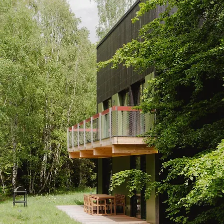 Villa 27 *